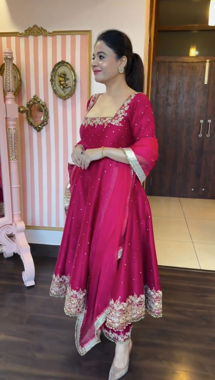 Prachi's' Pink Heavy Vichitra Royal Elegant Suit Set