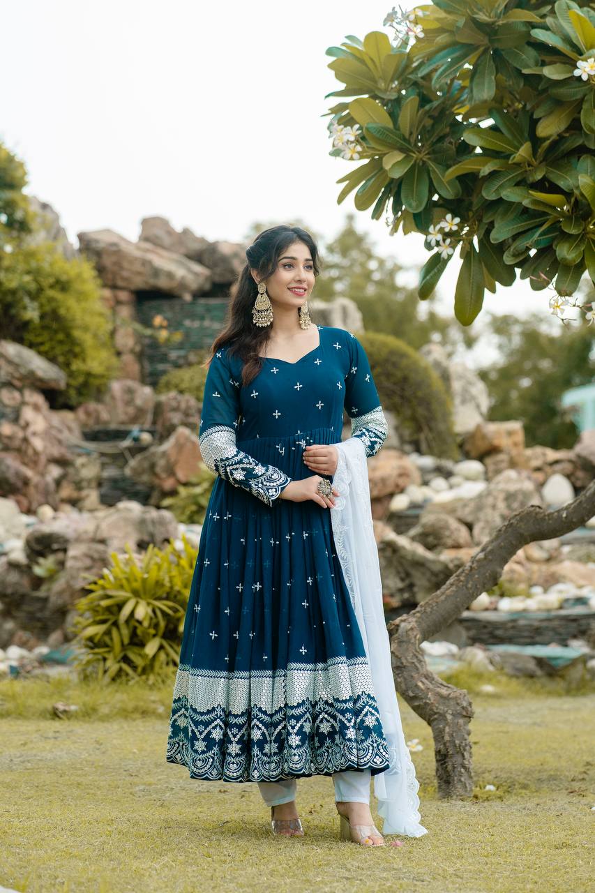 ZENNY EMBROIDERY WORKED ANARKALI SUIT SET SC 6018
