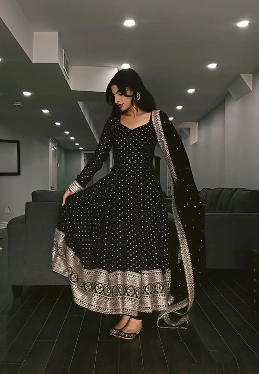 BARKHA’S BLACK COLOURED ANARKALI SUIT SET