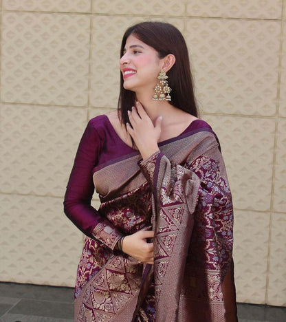 Purple Palkhi Silk Woven Kanjivaram Saree
