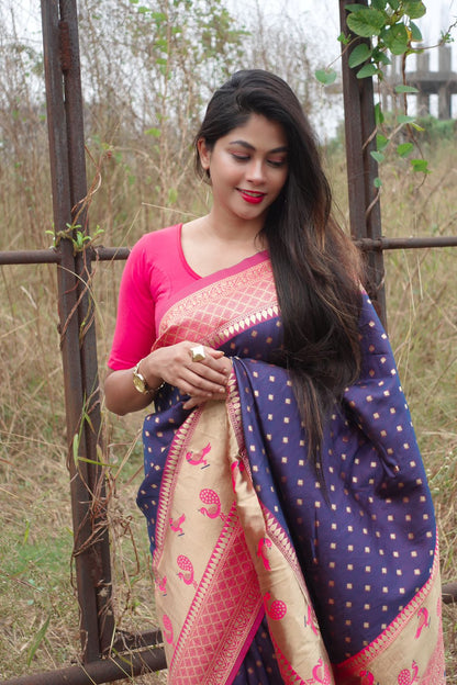 Purple Woven kanjivaram Silk Saree With Saree