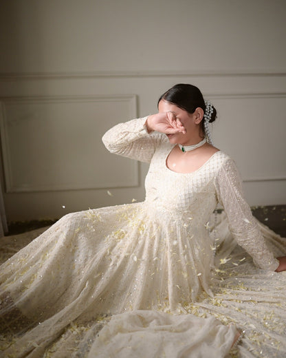 LAKHNAWI WHITE EMBROIDERED GEORGETTE ANARKALI SUIT SET